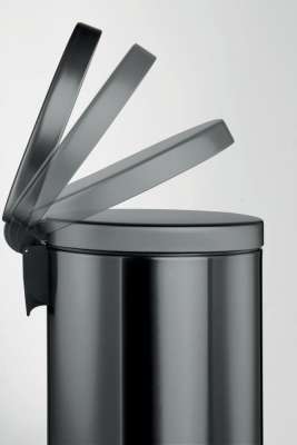 Round Pedal Waste Rubbish Bin with Smooth Silent Close Lid 5L,12L or 20L in Powder Coated Metal-Distinct Designs (London) Ltd